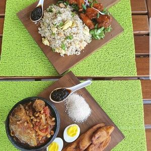 Meet your Posher, Dorcas